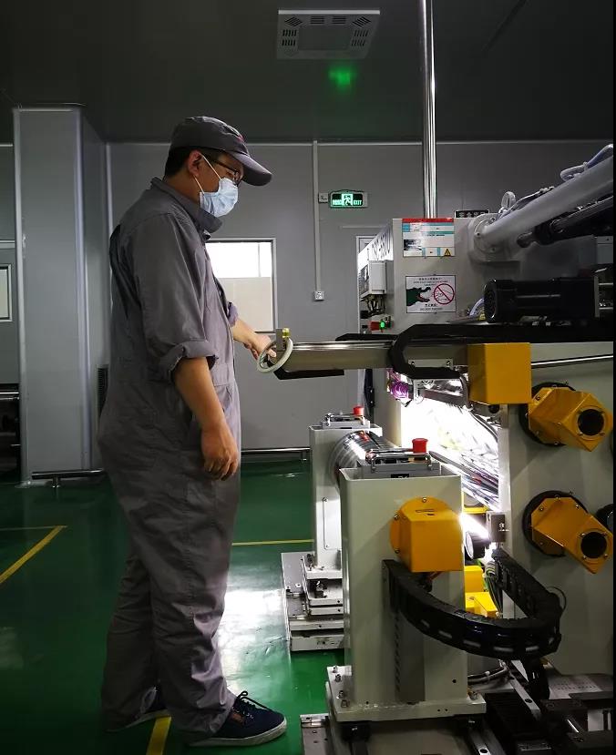【2019年度恒峰国际荣誉体系先进典型系列报道七:佛塑科技东方电工膜分公司】勇当电容膜材料领潮者 踏上高质量发展新征程 【2019年度恒峰国际荣誉体系先进典型系列报道七:佛塑科技东方电工膜分公司】勇当电容膜材料领潮者 踏上高质量发展新征程
