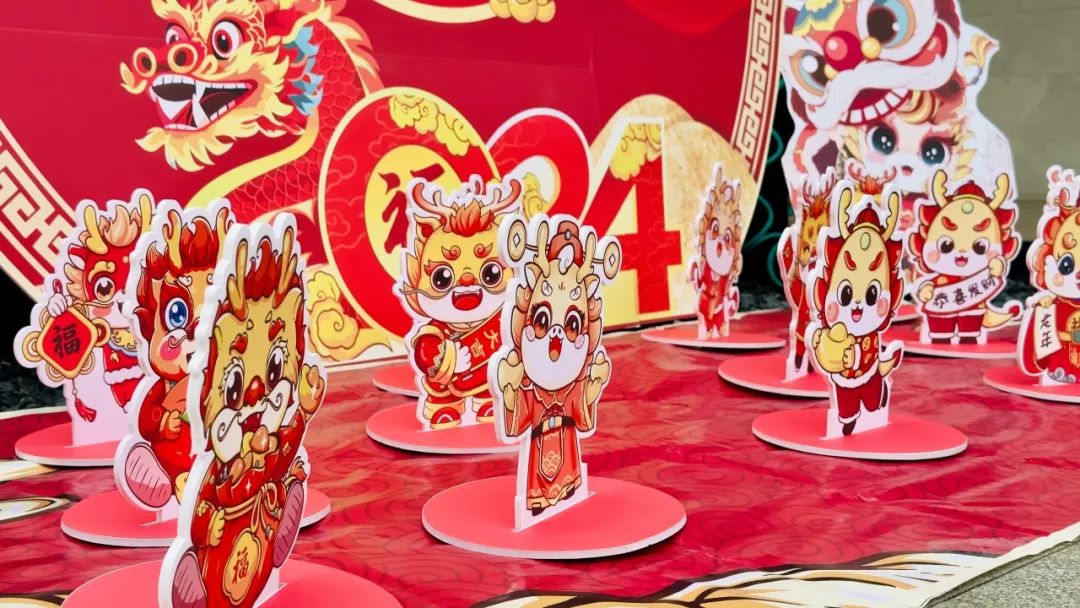 恒峰国际集团举办第二届“恒峰国际年货节”活动